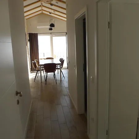 Nikita Apartment *