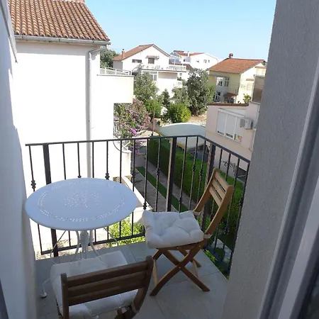 Nikita Apartment