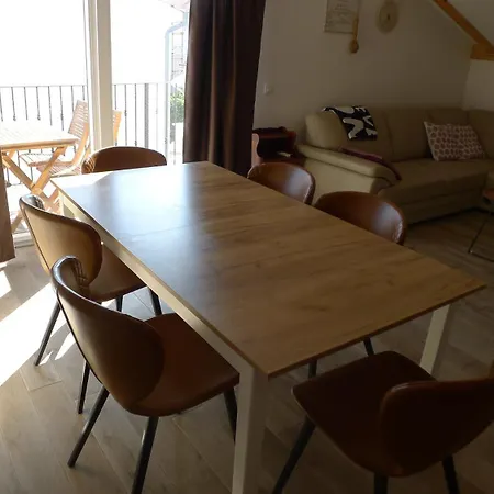 Nikita Apartment *